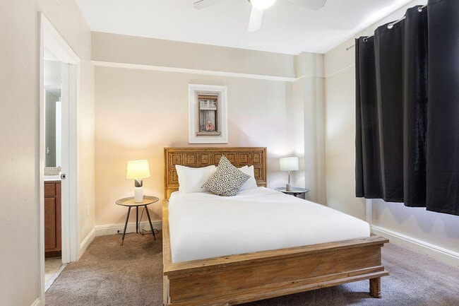 925 Common St unit ID1267017P, New Orleans, LA 70112 - photo 7