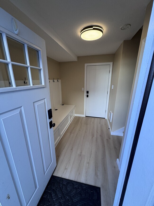 25 Franklin St unit 3, Milford, MA 01757 - photo 3