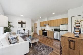 9208 20th Ave SW, Seattle, WA 98106