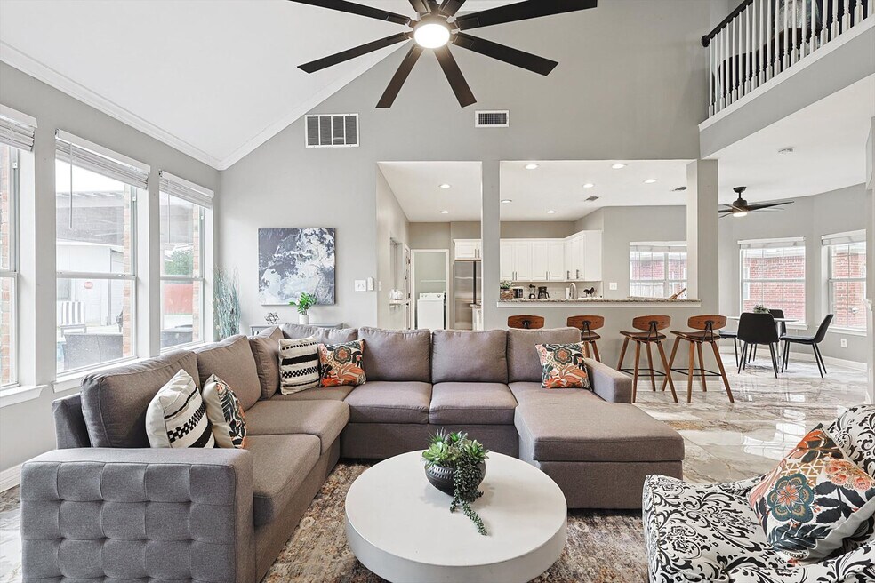 3205 Vinson Ct unit ID1056382P, Irving, TX 75060 - photo 1