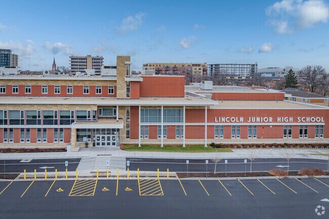 Lincoln Junior High School