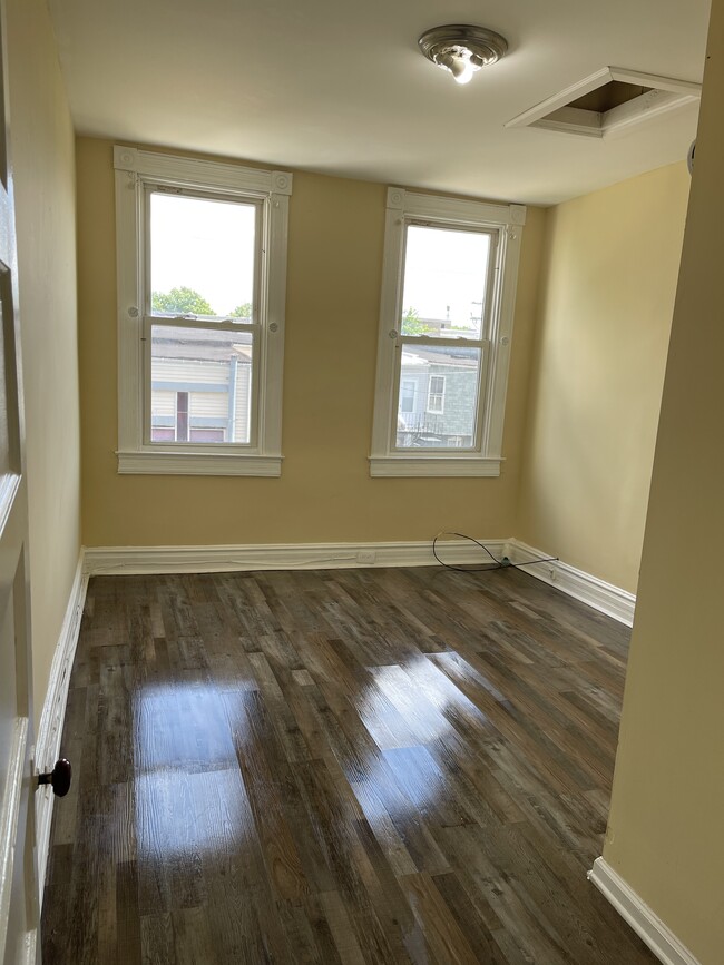 2309 Avalon Ave, Baltimore, MD 21217 - photo 3