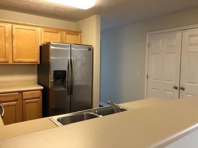 1385 S Donahue Dr, Auburn, AL 36832 - photo 7