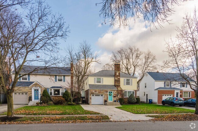 Homes in Cleveland Hill, on average, sell after 15 days.