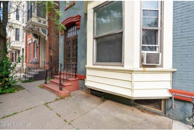 2636 5th Ave unit 2, Troy, NY 12180 - photo 2