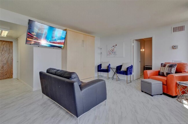 Central Park Residences unit 1521, Tulsa, OK 74119 - photo 2