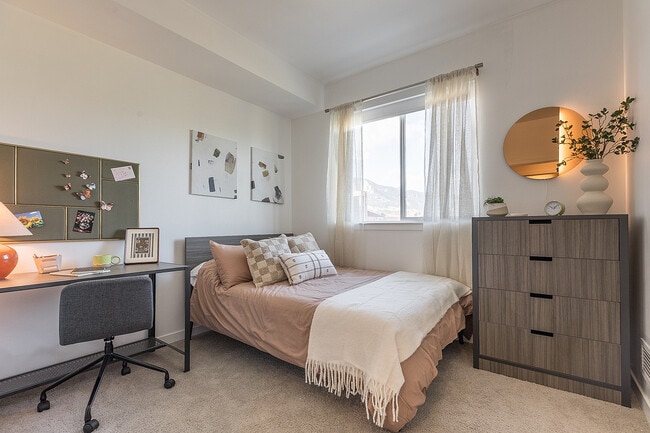 Union 9Seventy, Boulder, CO 80303 - photo 6