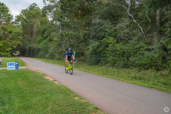 Tuffburg Mountain Bike Trailhead is a unique entrance to Longleaf Trace in Arnold Line.