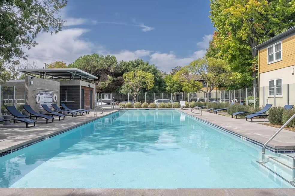 5851 W 88th St unit Serenity Suite 318C-, Los Angeles, CA 90045 - photo 1