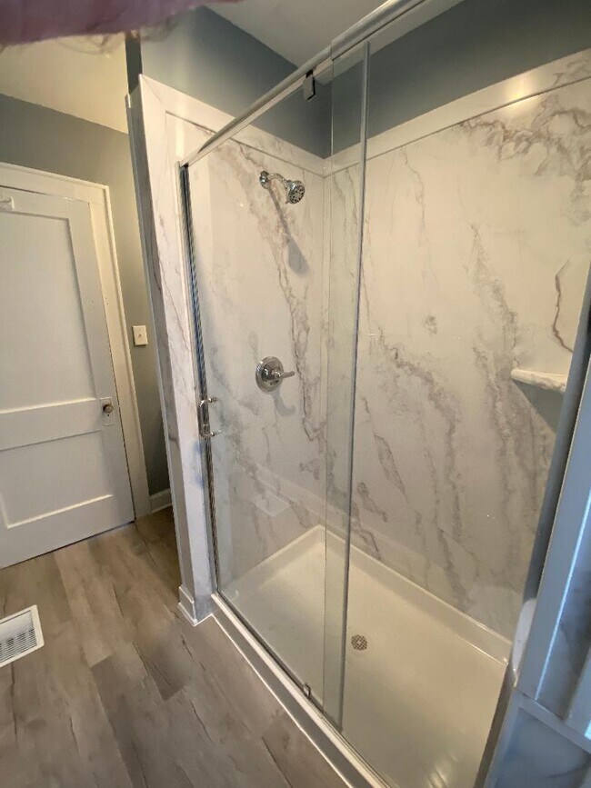 472 E Maynard Ave, Columbus, OH 43202 - photo 7