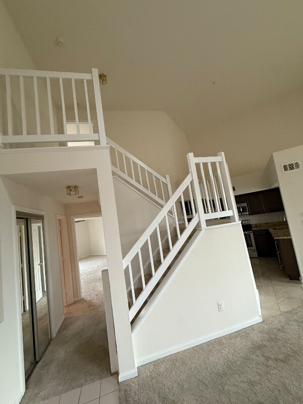 6914 Ellingham Cir unit F, Alexandria, VA 22315 - photo 4