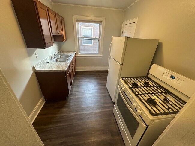 7008 Plainfield Rd unit 3, Cincinnati, OH 45236 - photo 6