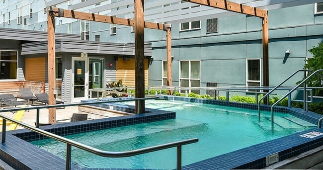 Radius, Minneapolis, MN 55414 - photo 5