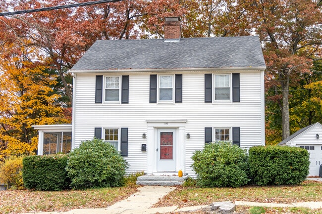 A Colonial Revival styled home is commonly found in the Straw Smyth neighborhood in Manchester.