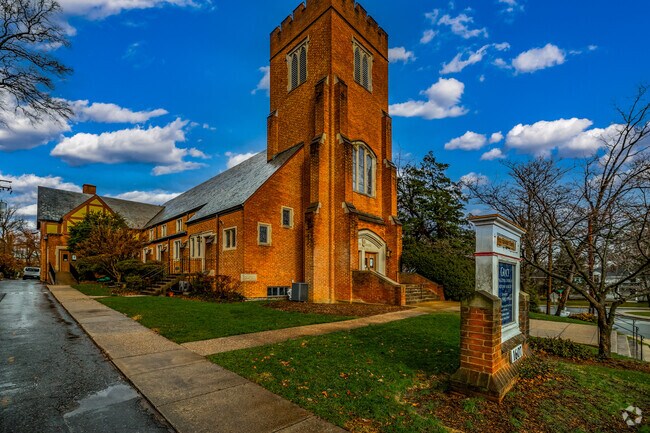 Unlock the doors to limitless learning at Grace Episcopal Day School.