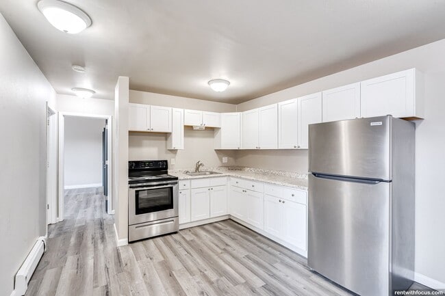 Sullivan Ridge, Oshkosh, WI 54902 - photo 2