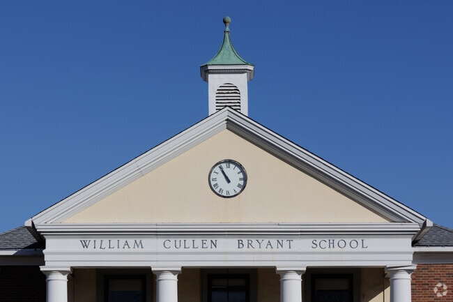 Bryant Elementary School in Teaneck, NJ has 258 students in grades PK, K.