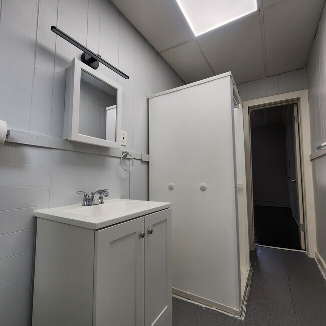 50 Syke St unit Back, Rochester, NY 14611 - photo 6