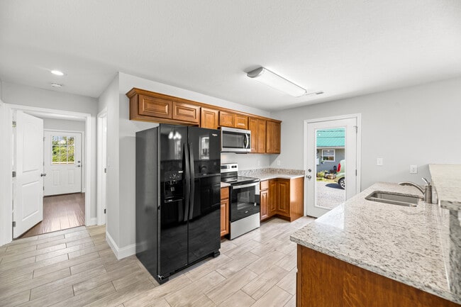 621 Lord Ave, Maryville, TN 37801 - photo 6