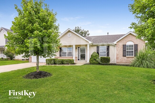 7401 Cinnamon Teal Dr, O Fallon, MO 63368 - photo 2