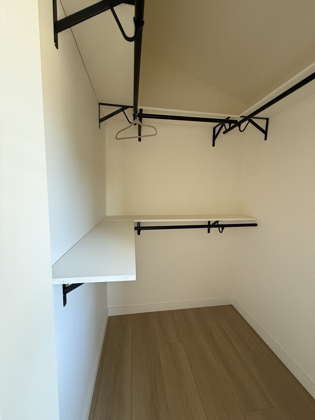 2115 Hyperion Ave, Los Angeles, CA 90027 - photo 7