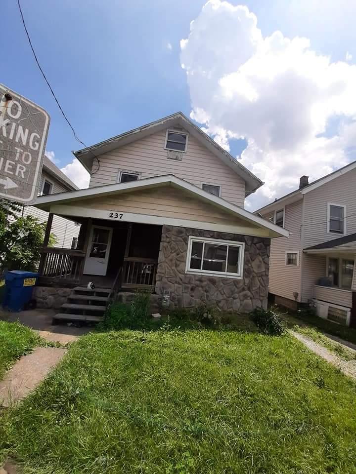 237 Wood St, Mansfield, OH 44903 - photo 1
