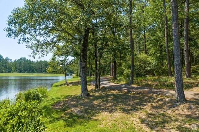 Wildwood Park of the Arts features hiking paths for residents of Chenal Valley Arkansas.