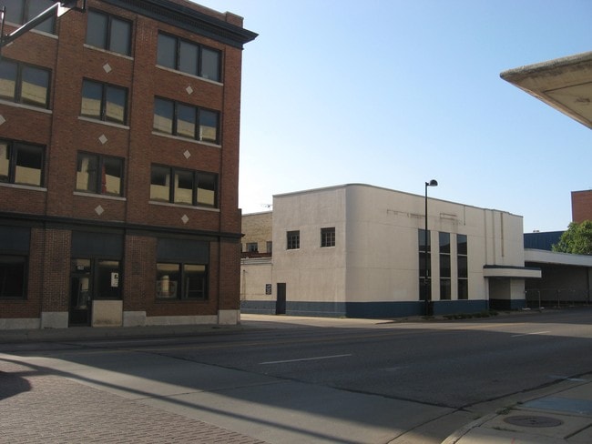 333 N English St, Wichita, KS 67202 - photo 7