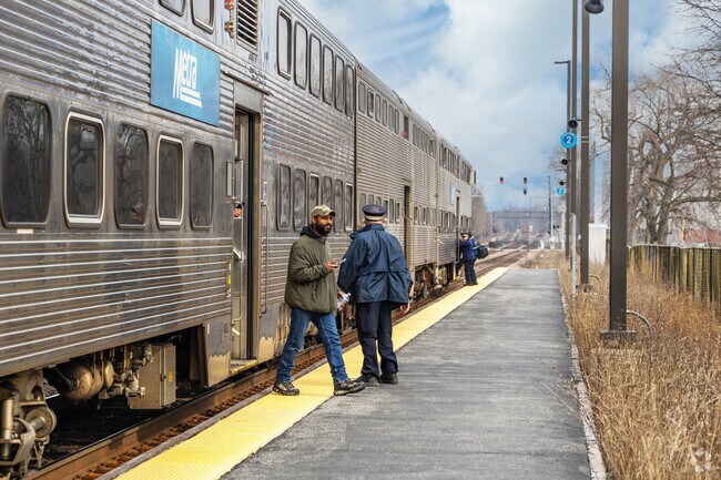 Maywood residents can commute on the Metra.