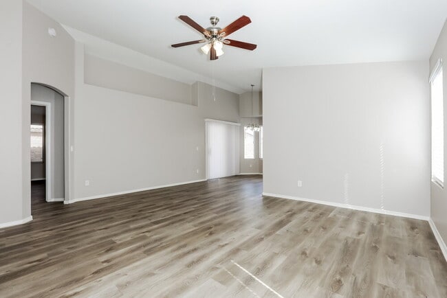 6746 E Melrose St, Mesa, AZ 85215 - photo 3