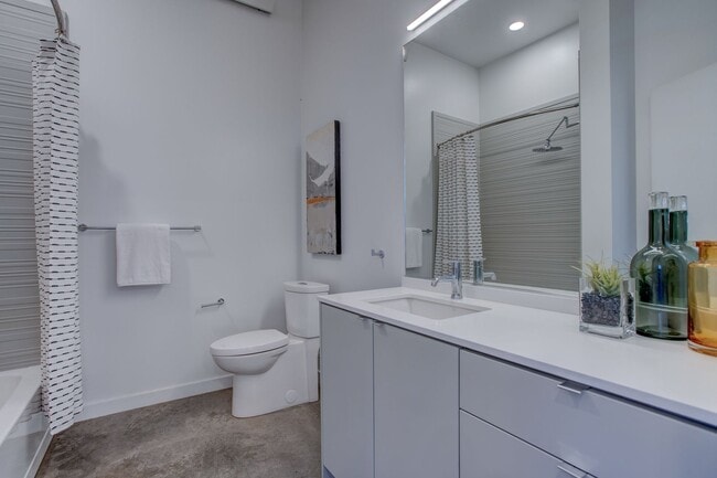 Theory 33, Portland, OR 97202 - photo 5