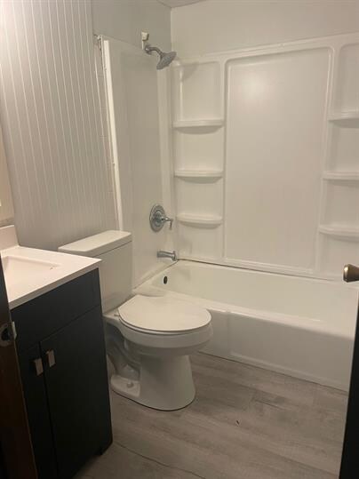 744 E Michigan Ave unit 6, Battle Creek, MI 49014 - photo 6