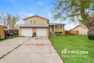 7520 Dove Creek Cir, Colorado Springs, CO 80911