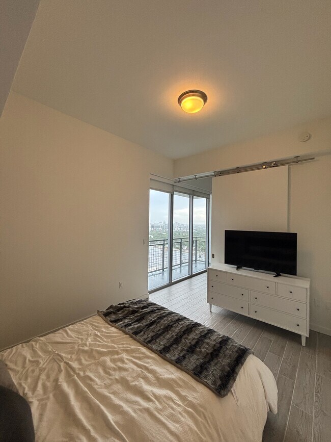 38 NW 35th St unit A2, Miami, FL 33127 - photo 7