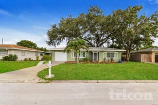 2020 Magnolia Dr, Clearwater, FL 33764