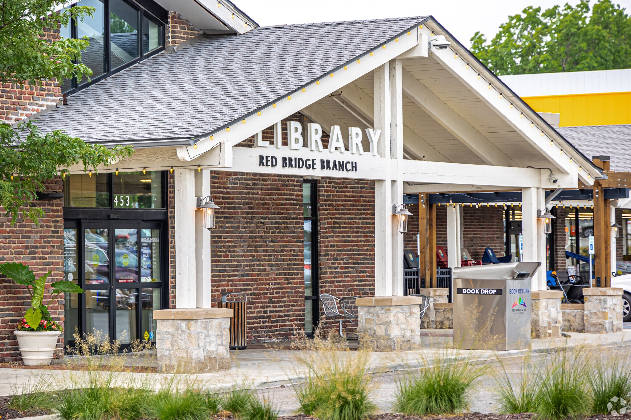 Seasonal events at Red Bridge Shopping Center