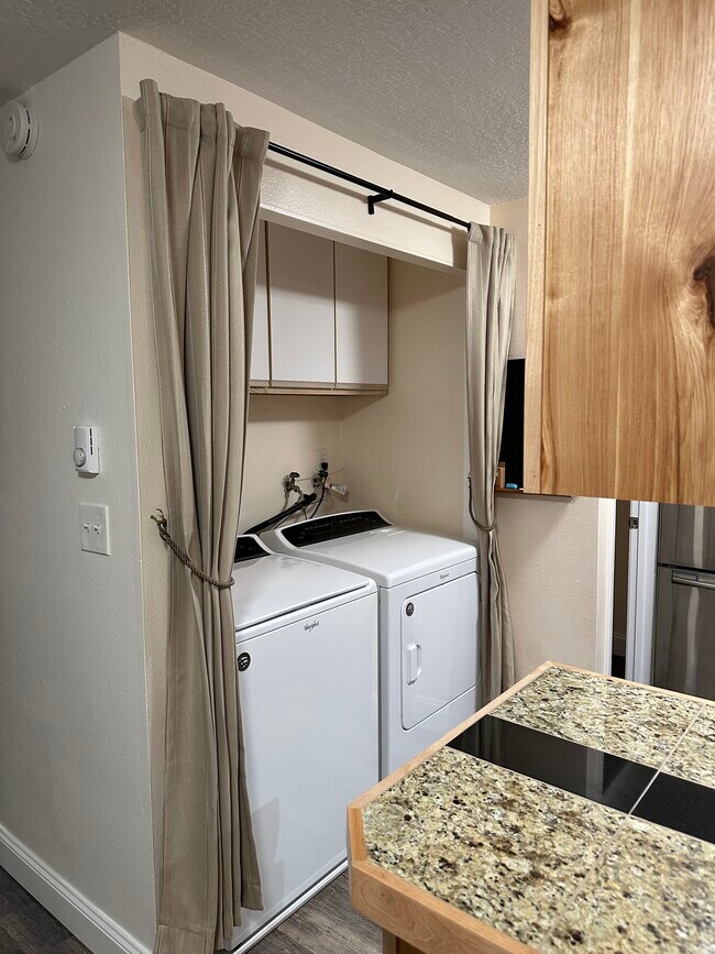 335 SW 1st St unit 3, Warrenton, OR 97146 - photo 4