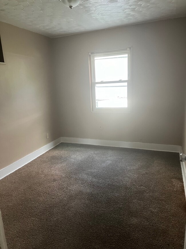 18612 Blackmoor St, Detroit, MI 48234 - photo 7