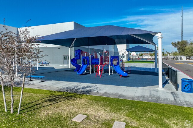 At Legacy Traditional, Phoenix students engage in a well-rounded learning experience.