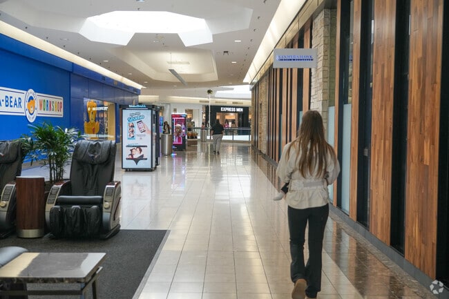 The Southlake Mall is a perfect place for families.