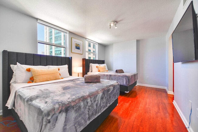 1 SE 12th St unit FL29-ID1022202P, Miami, FL 33131 - photo 4