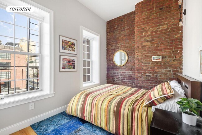 558 Driggs Ave, New York City, NY 11211 - photo 4