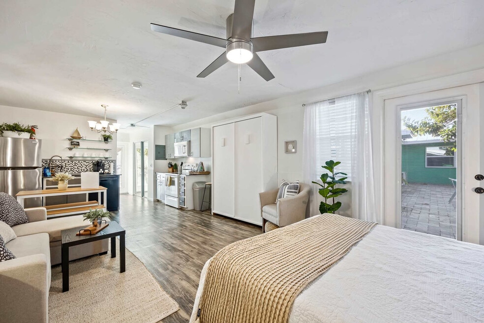105 NE 3rd St unit ID1044485P, Satellite Beach, FL 32937 - photo 1