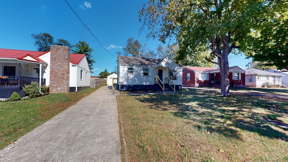 1307 Cardinal Ave, Nashville, TN 37216 - photo 1