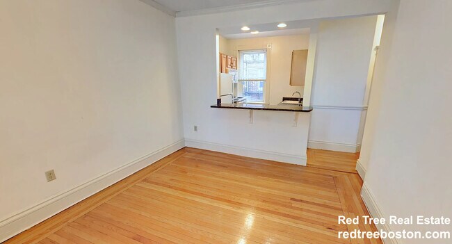 16 Queensberry St unit 44, Boston, MA 02215 - photo 4