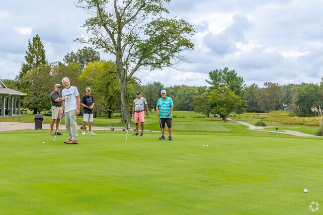 Ben Hawes Park is a popular golfing spot enjoyed by Sorgho residents.