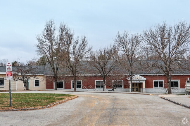 Center Drive School in Orrington, Maine is a vibrant, supportive K–8 school that promotes academic success, personal growth, and strong community connections.