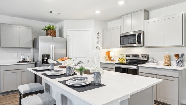 7109 Penny Ln, White House, TN 37188 - photo 2