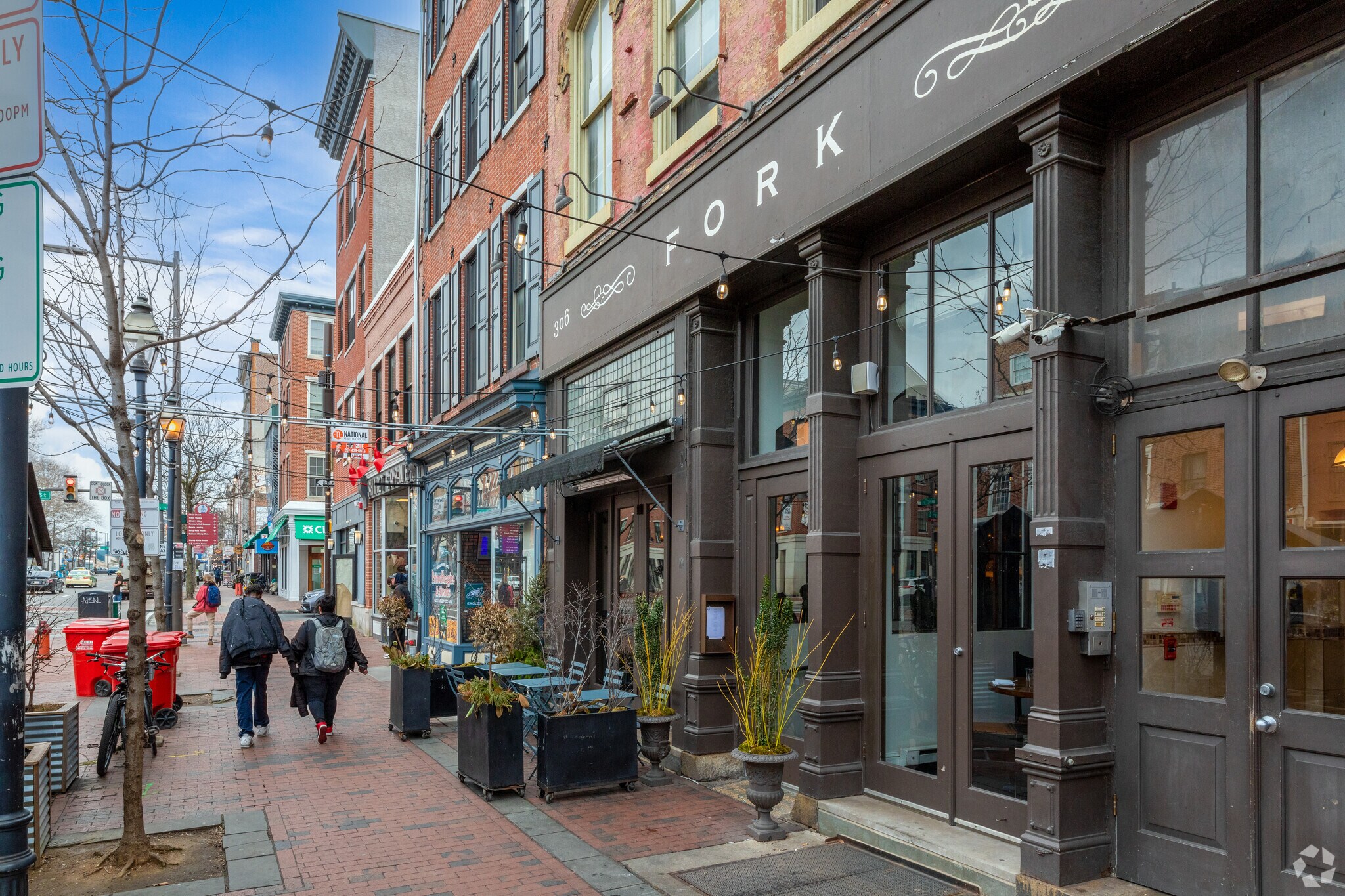 Market Street provides Old City residents easy access to unique dining and retail options.
