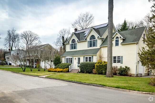 Beautiful homes line the streets of South Huntington.